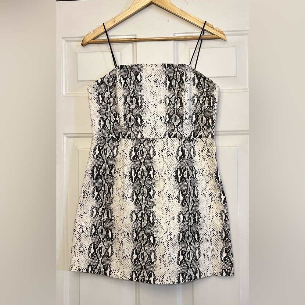 🐍 Style Rack Snake Print Mini Dress - Picture 3 of 8